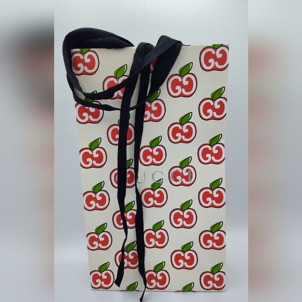 GUCCI Apple Print Gift Bag | Rare GG Apple Logo Shopping Packaging Collector - Picture 1 of 10